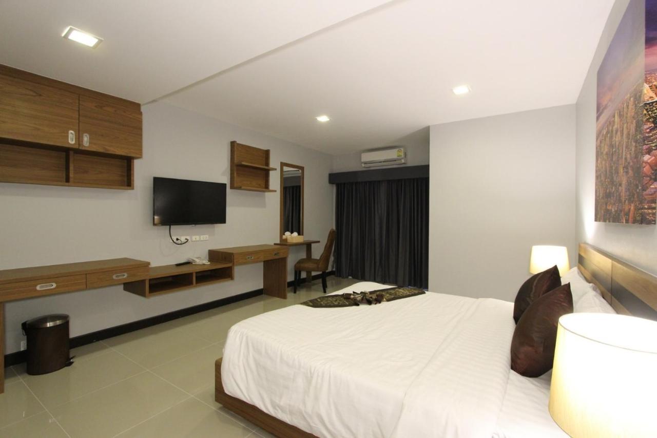 The Leisure Hotel Bang Bo Exterior photo