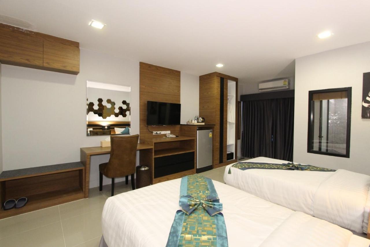 The Leisure Hotel Bang Bo Exterior photo
